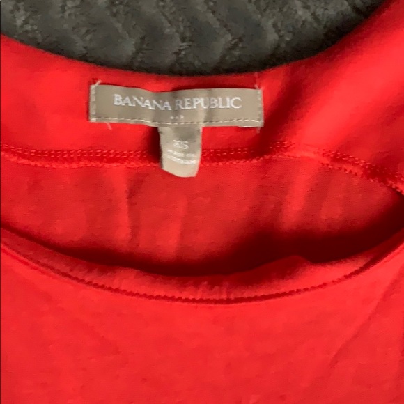 5/25 💜 Orange/red banana republic tank top - Picture 2 of 3